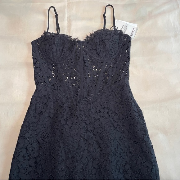 NEW! Bardot- Olina Corset Midi Dress in Black Size Small Lace Corset LBD - Picture 3 of 11